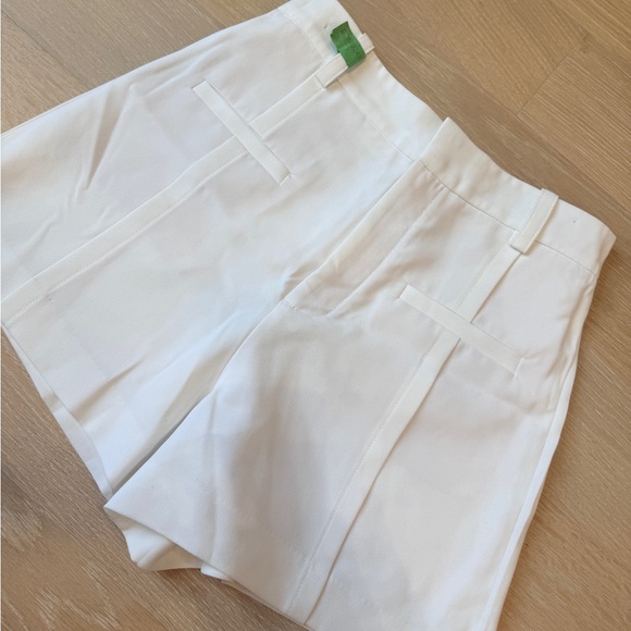 Zara High Waist White Shorts - Picture 3 of 7